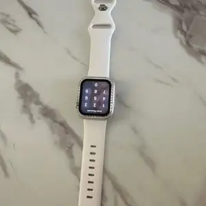 Iwatch se 2 40mm, Улаанбаатар — Баянзүрх — Өгөөмөр захын зүүн
