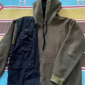 Hoodie, Улаанбаатар — Сүхбаатар — 11-р хороо