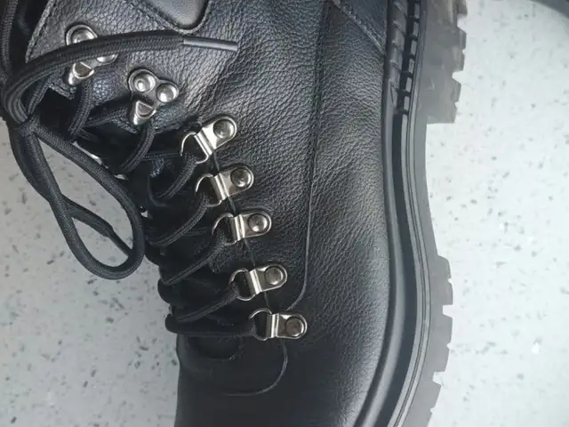 Gutal size 38, Улаанбаатар — Баянзүрх — 16-р хороолол