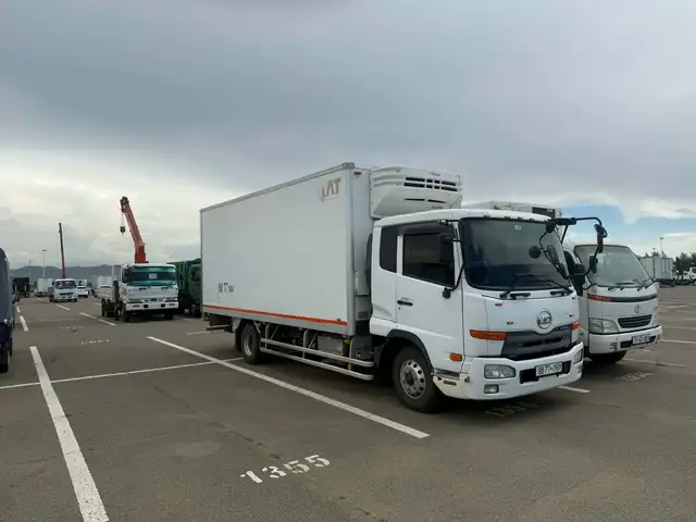 Nissan Бусад