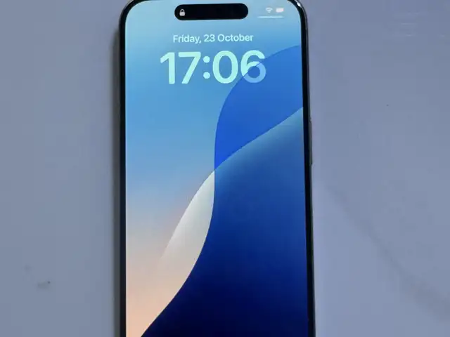 Apple iPhone 15 Pro, 128 gb, Natural Titanium, Улаанбаатар — Баянгол — 29-р хороо