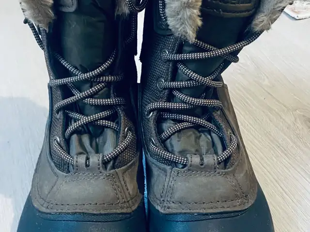 The north face original gutal, Улаанбаатар — Баянзүрх — 13-р хороолол