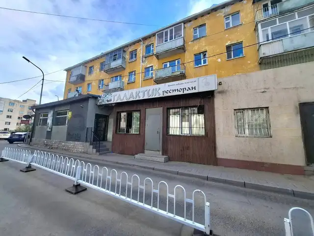 Чд бөмбөгөр худалдааны төвийн урд худалдаа үйлчилгээний талбай 86мкв, Улаанбаатар — Чингэлтэй — 2-р хороо