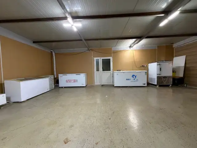 Толгойтод төв замтайгаа ойрхон тогтмол үйл ажиллагаатай махны цех, Улаанбаатар — Сонгинохайрхан — Толгойт