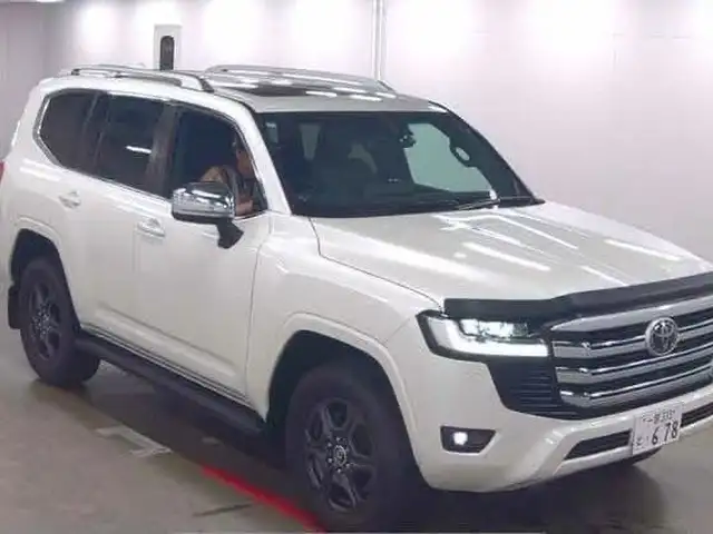 Toyota Land Cruiser 300