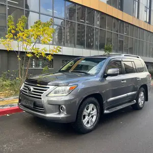 Lexus LX 570