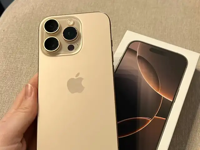 Apple iPhone 14 Pro Max, 256 gb, Gold, Улаанбаатар — Баянзүрх — Өгөөмөр захын зүүн