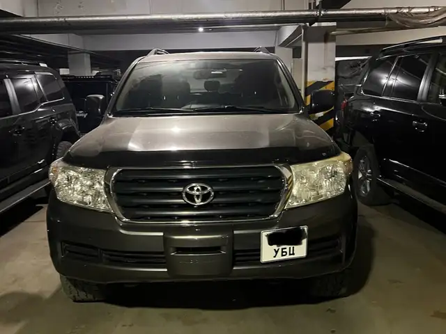 Toyota Land Cruiser 200