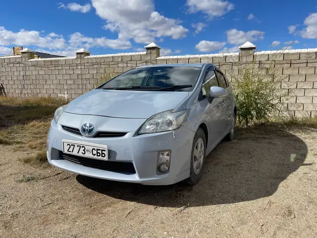 Toyota Prius 30