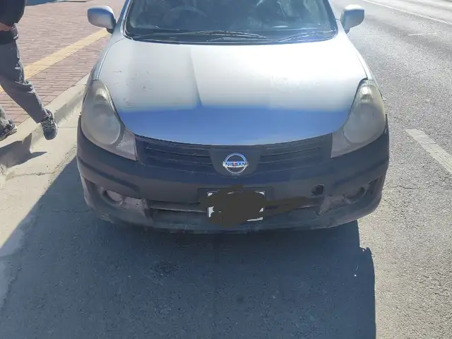 Nissan Advan