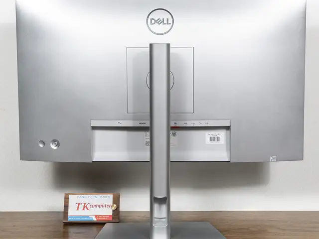Dell ultra sharp 24inch, Улаанбаатар — Сүхбаатар — МУБИС