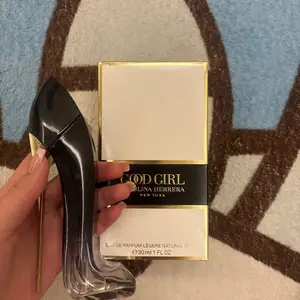 Carolina herrera good girl newyork 30ml, Улаанбаатар — Хан-Уул — 120 мянгат