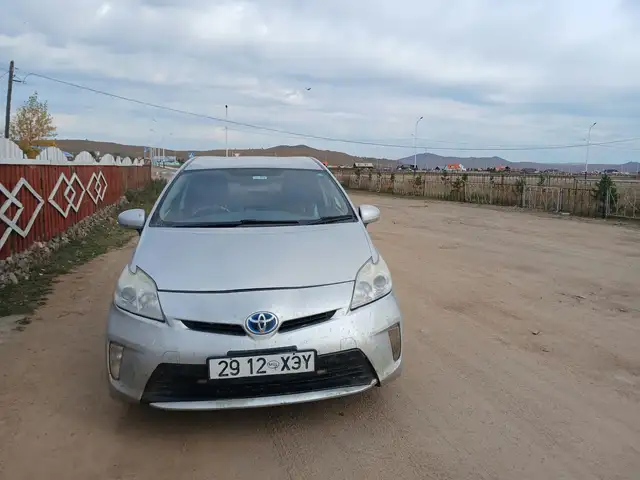 Toyota Prius 30