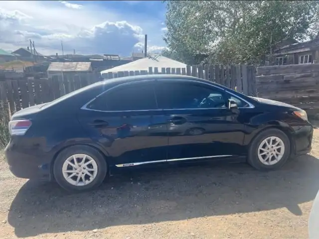 Lexus HS