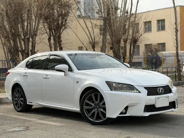 Lexus GS