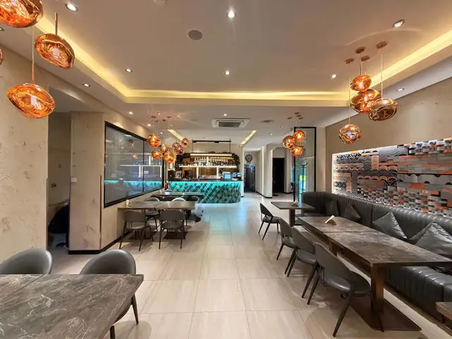 Shangrila-н зүүн хойно тохижолттой ресторан 380м2, Улаанбаатар — Сүхбаатар — 1-р хороо