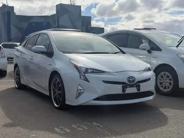 Toyota Prius 50