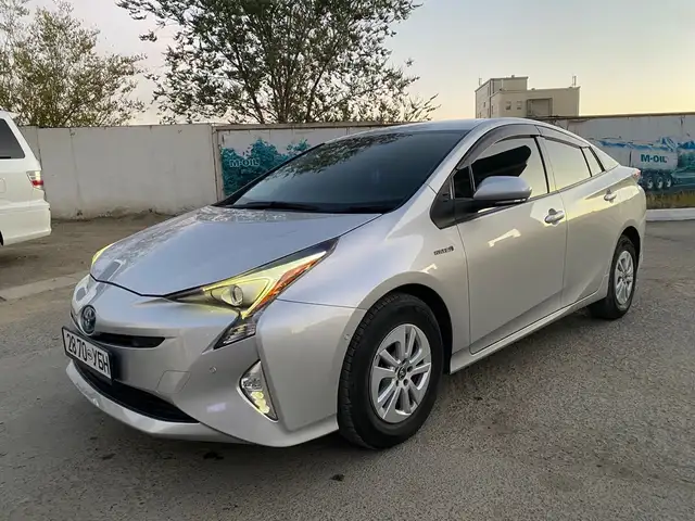 Toyota Prius 50