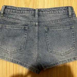 Short, Улаанбаатар — Баянгол — Төмөр зам