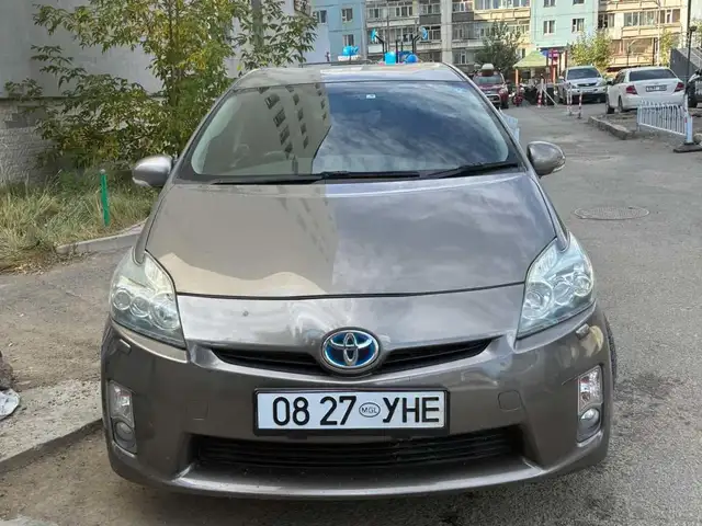 Toyota Prius 30