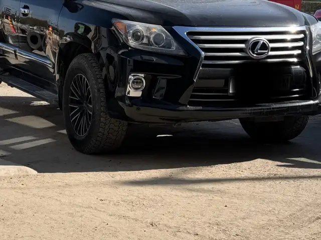 Lexus LX 570
