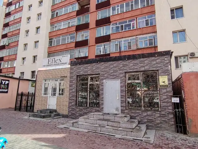 Бзд бөхийн өргөөгийн зүүн урд 80м2 талбай, Улаанбаатар — Баянзүрх — 15-р хороо