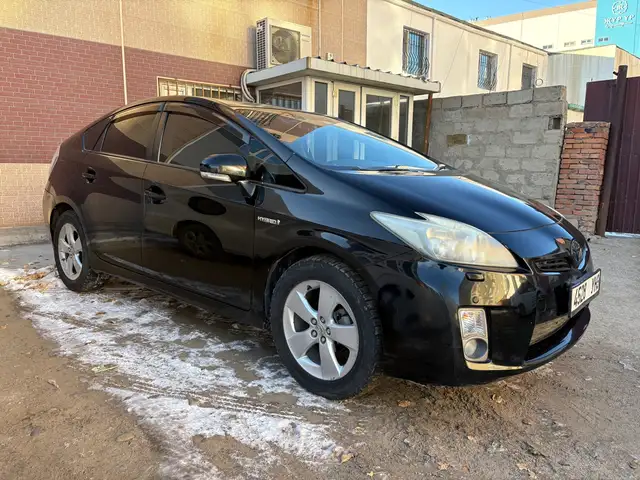 Toyota Prius 30