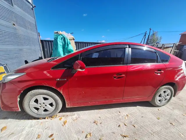 Toyota Prius 30