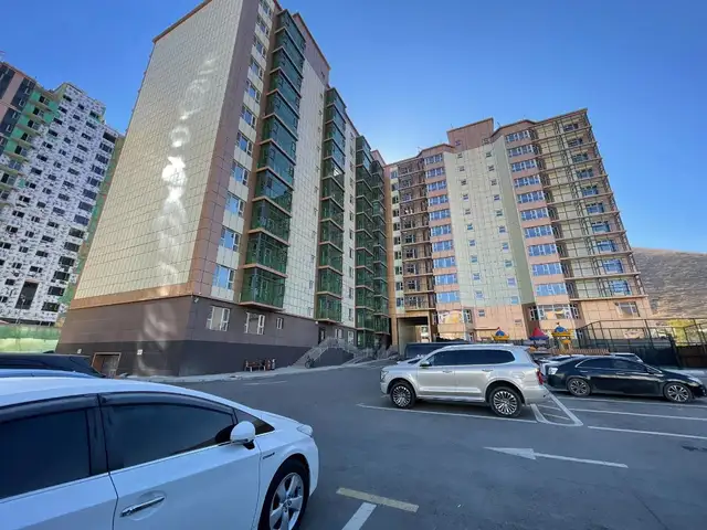 Хан-Уул дүүрэг 11-р хороо соёмбо-ээл хотхонд 88,4 мкв мастертай 3 өрөө байр, Улаанбаатар — Хан-Уул — 11-р хороо