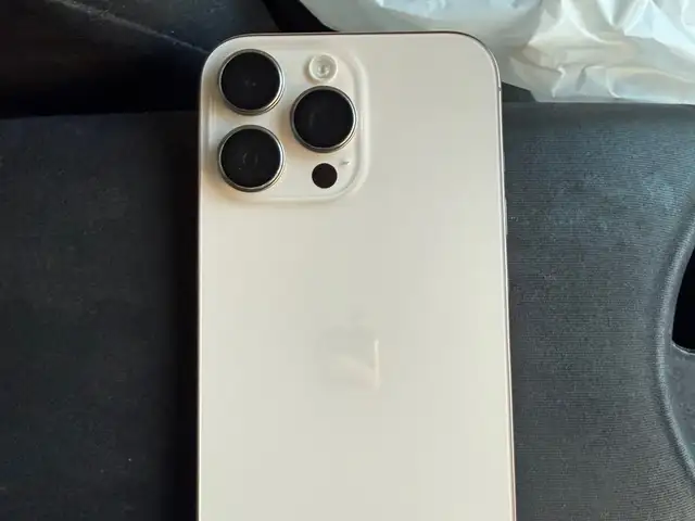 Apple iPhone 16 Pro Max, 256 gb, Улаанбаатар — Сонгинохайрхан — 5 шар