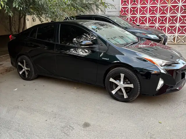 Toyota Prius 50