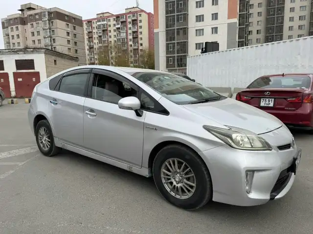 Toyota Prius 30