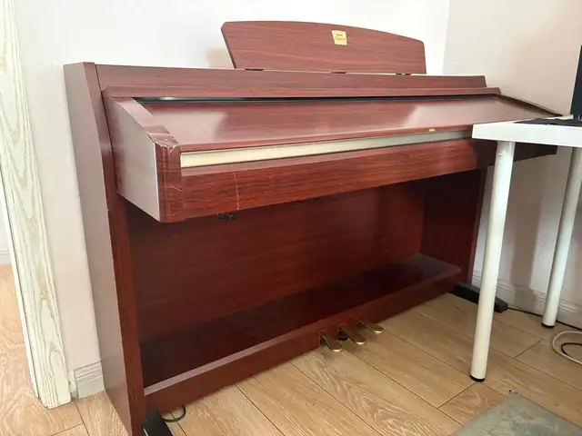 Yamaha clavinova clp-230m цахилгаан төгөлдөр хуур, Улаанбаатар — Хан-Уул — 19-р хороолол