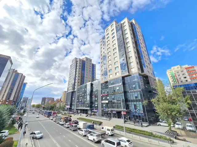 Paragon center-т 3 өрөө орон сууц 83m2, Улаанбаатар — Хан-Уул — 19-р хороолол