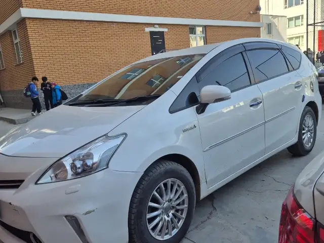 Toyota Prius 40