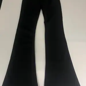 Zara trapets retuz, Улаанбаатар — Сүхбаатар — 8-р хороо
