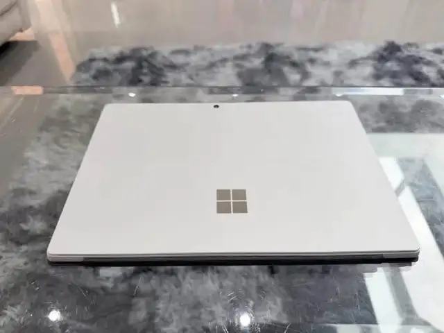 Microsoft Surface 12, Intel Core i5, 8 GB RAM, 256 GB, Улаанбаатар — Хан-Уул — 19-р хороолол