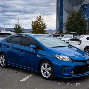 Toyota Prius 30