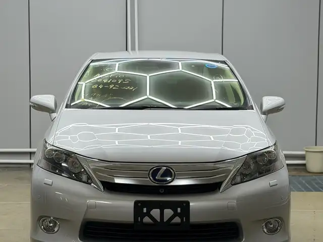 Lexus HS