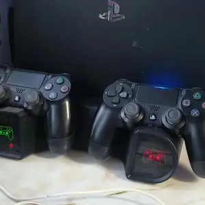 Pc 4 chiptei 40+ togloomtoi, Төв