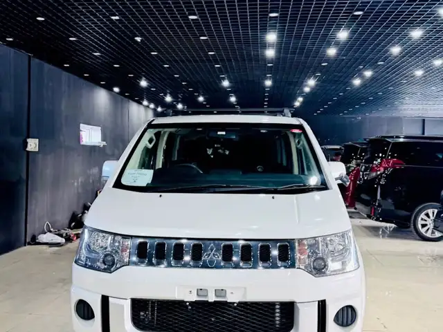 Mitsubishi Delica