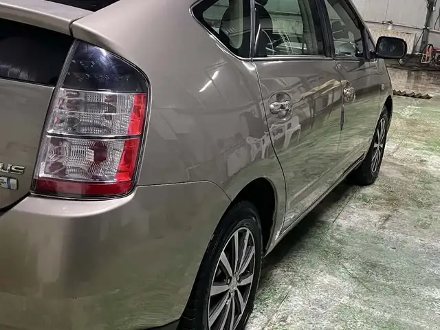 Toyota Prius 20