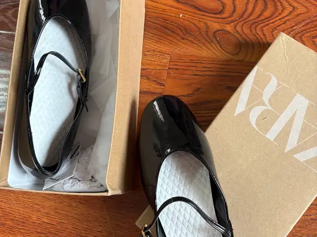 Zara balerina sz39, Улаанбаатар — Баянзүрх — Офицер