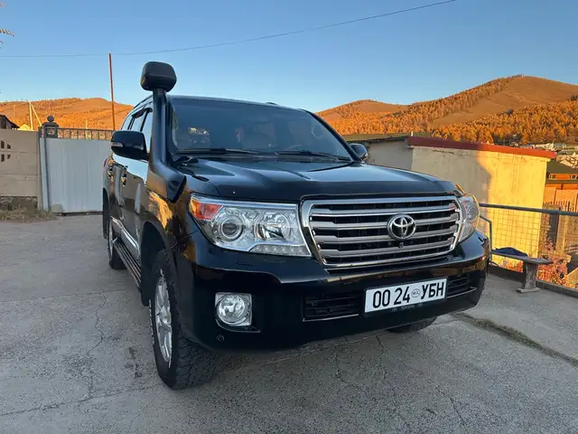 Toyota Land Cruiser 200