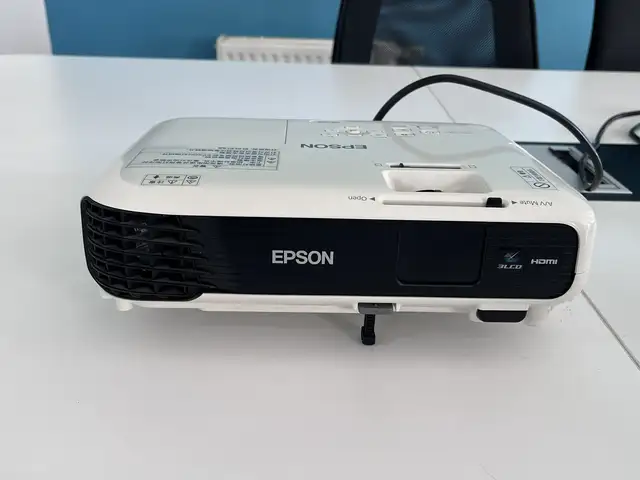 Проектор epson, Улаанбаатар — Чингэлтэй — 1-р хороо