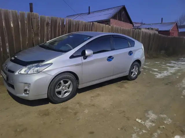 Toyota Prius 30
