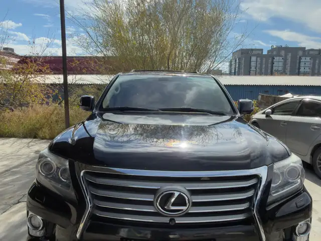 Lexus LX 570