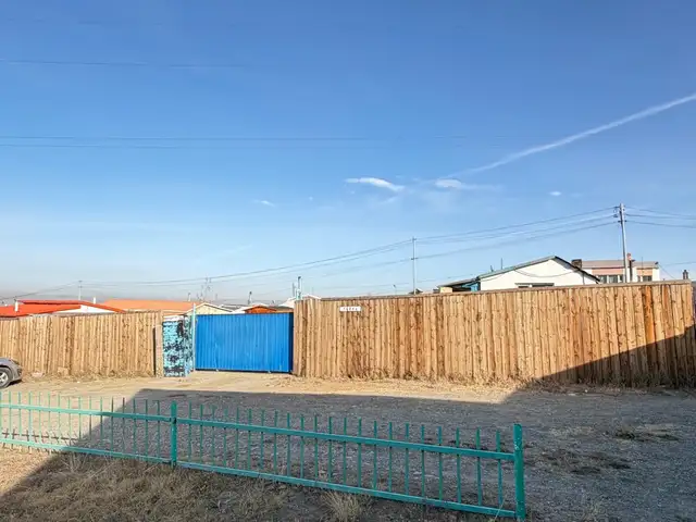 Худ хашаа байшин, Улаанбаатар — Хан-Уул — Нисэх