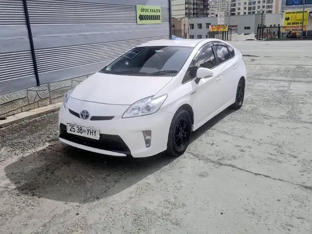 Toyota Prius 30