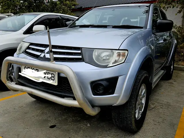 Mitsubishi L200